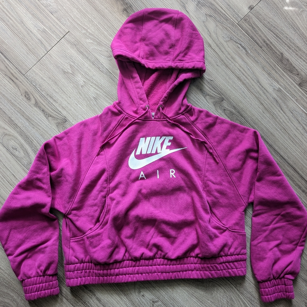 Nike Semi-cropped Hoodie